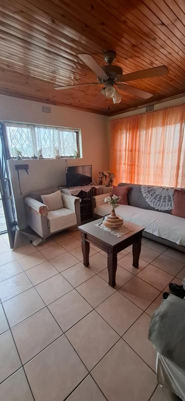 6 Bedroom Property for Sale in Ravensmead Western Cape